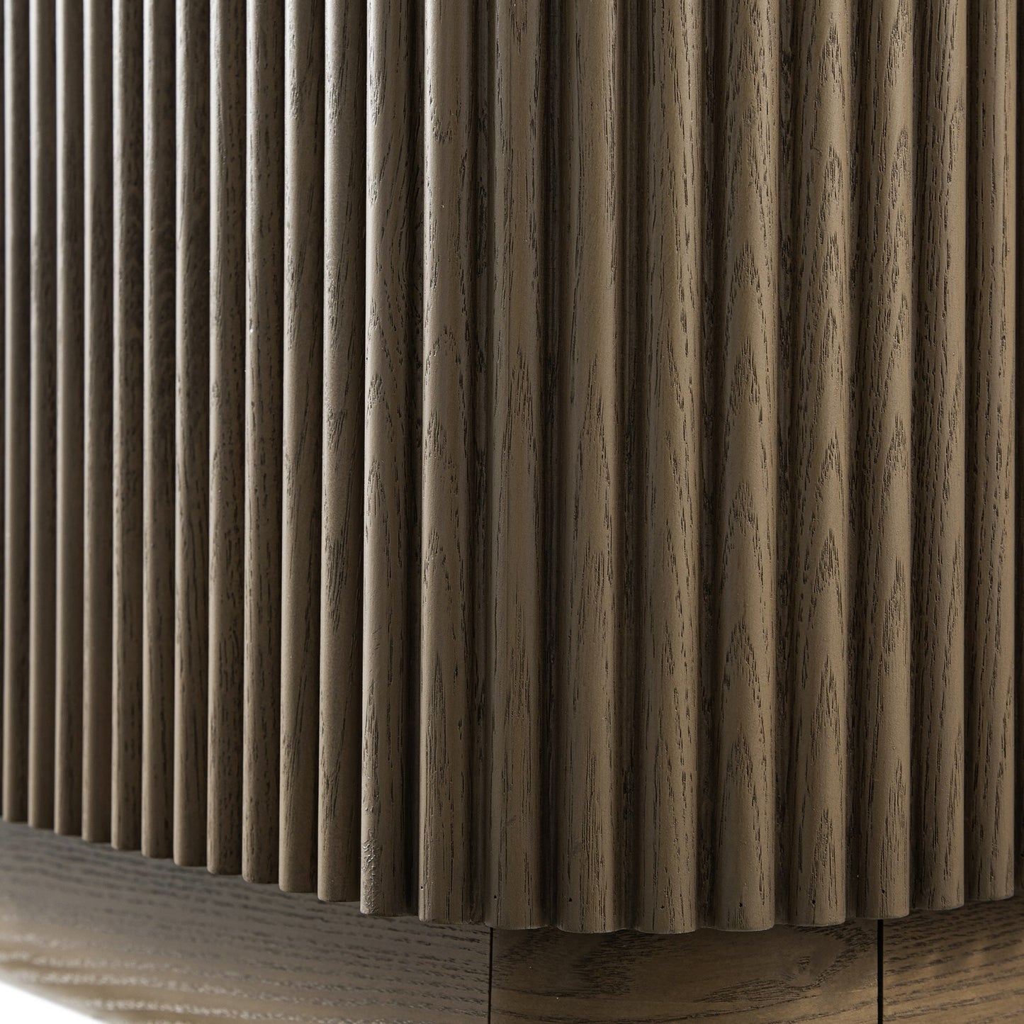 Grand buffet 4 portes Maru, chêne argenté