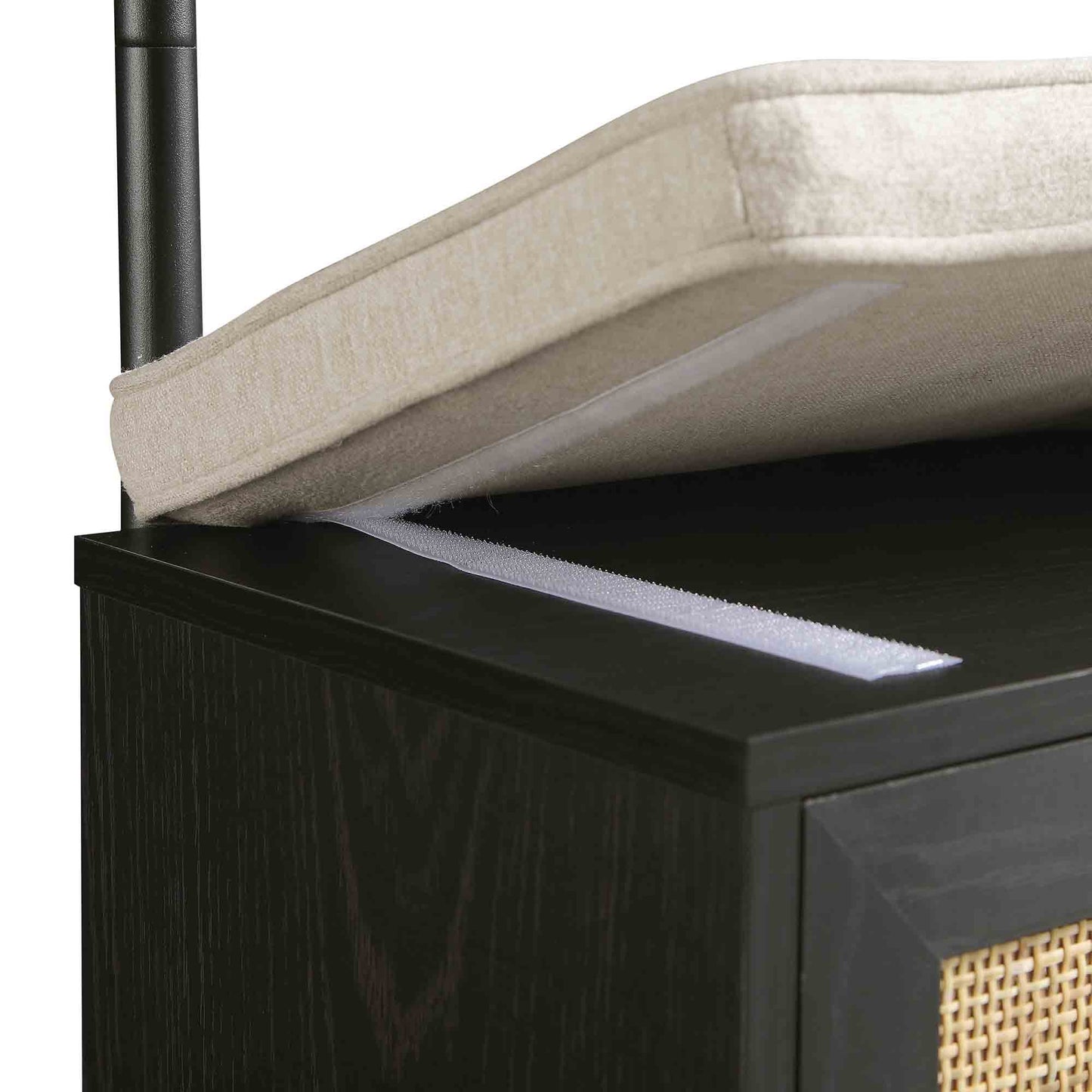 Meuble d'entrée tissé Frances avec coussin, noir