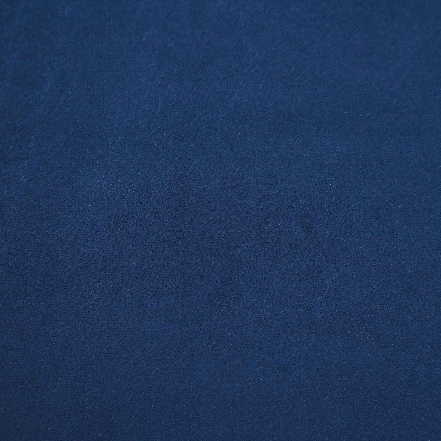 Canapé 2 places en velours bleu marine Timber