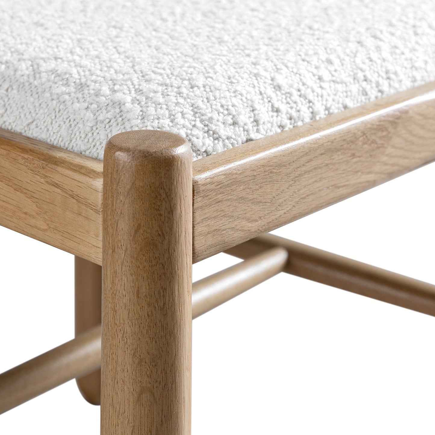 Chaise de salle à manger Tama, boucle écrue | Structure en chêne naturel