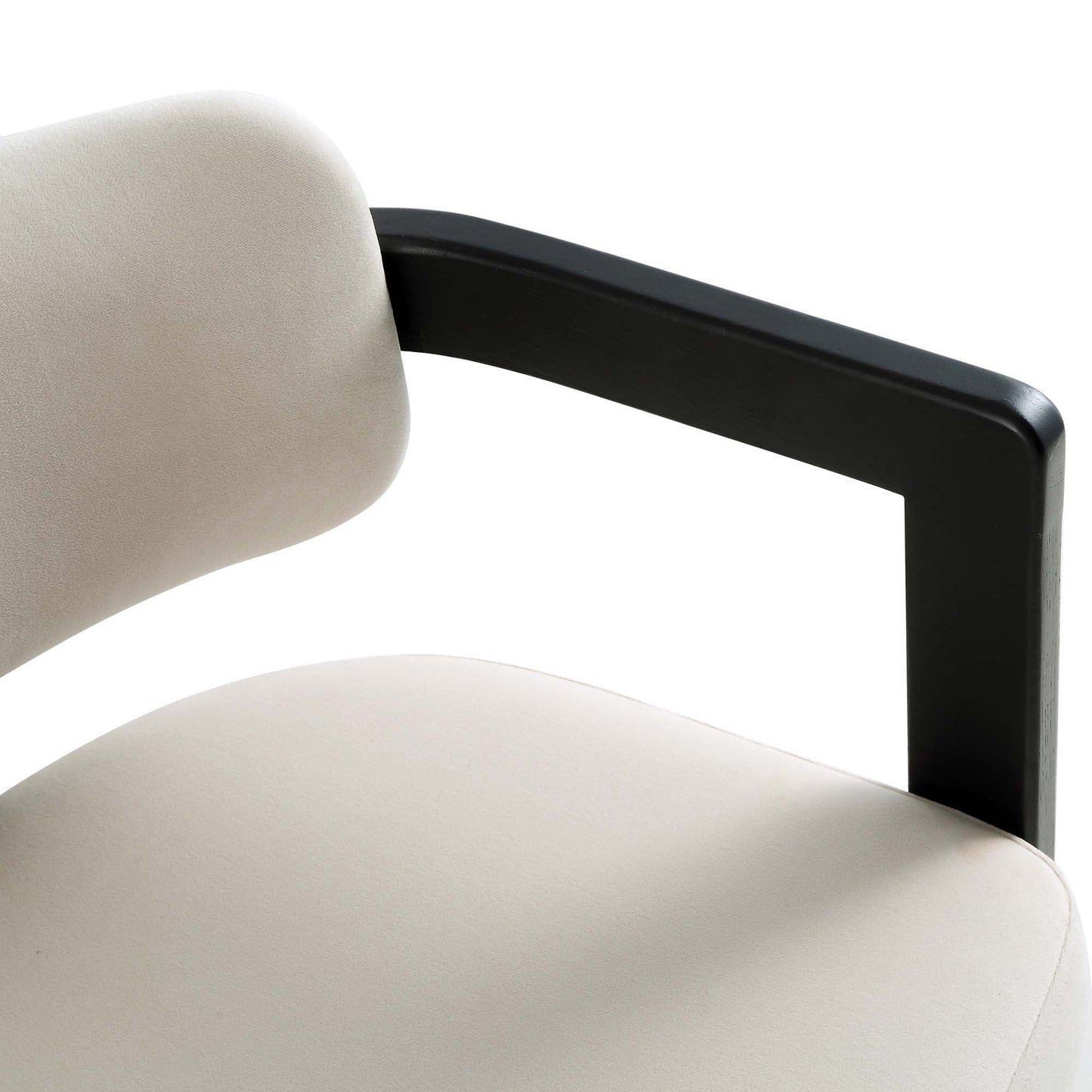 Chaise rembourrée Stanford à cadre courbé en chêne, velours champagne noir