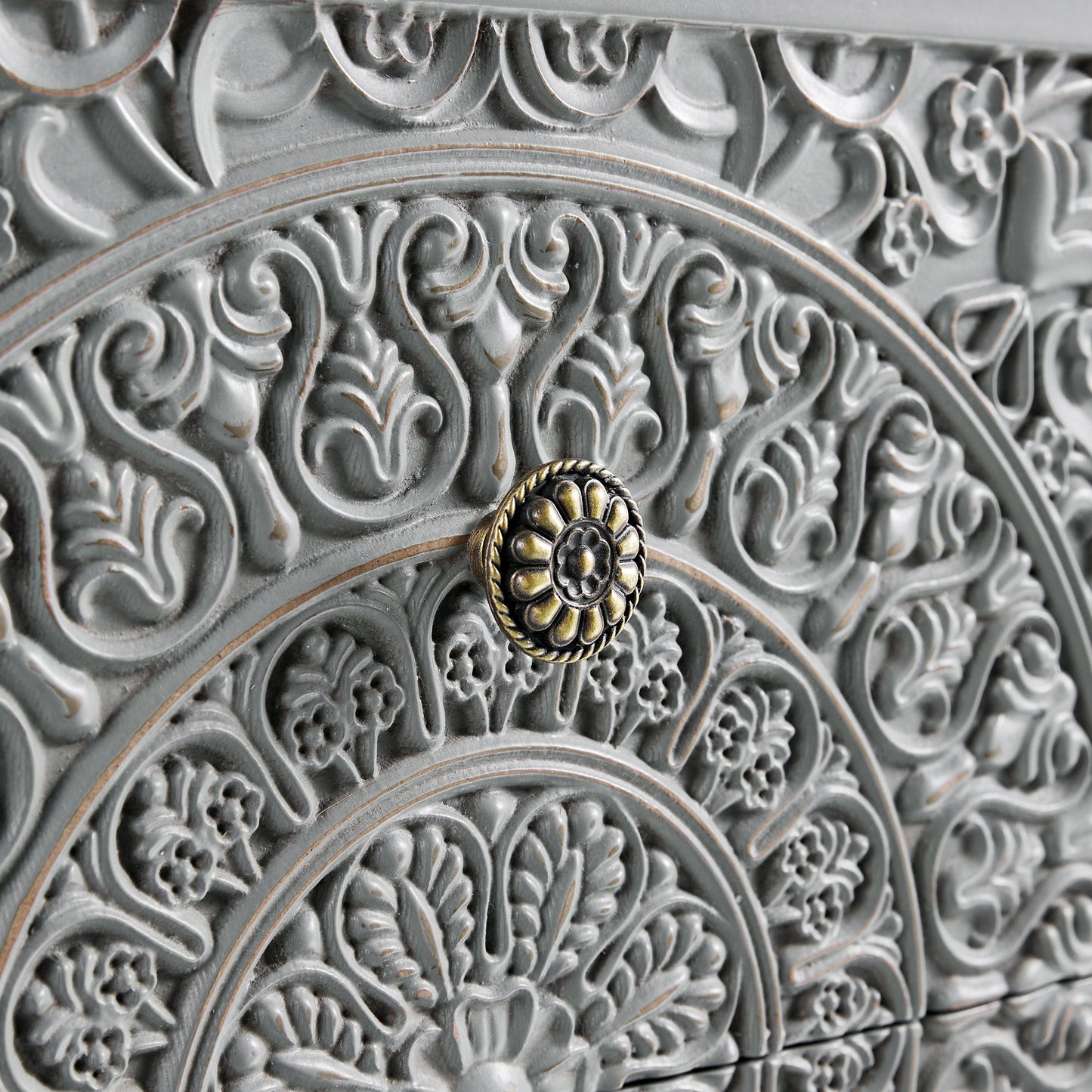 Table de chevet sculptée à 2 tiroirs Chantilly gris moyen