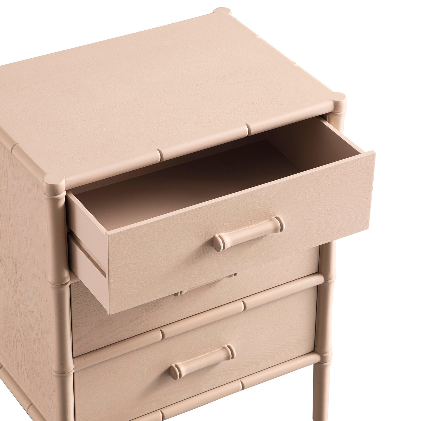 Table de chevet 3 tiroirs Elstowe en imitation bambou, rose nude