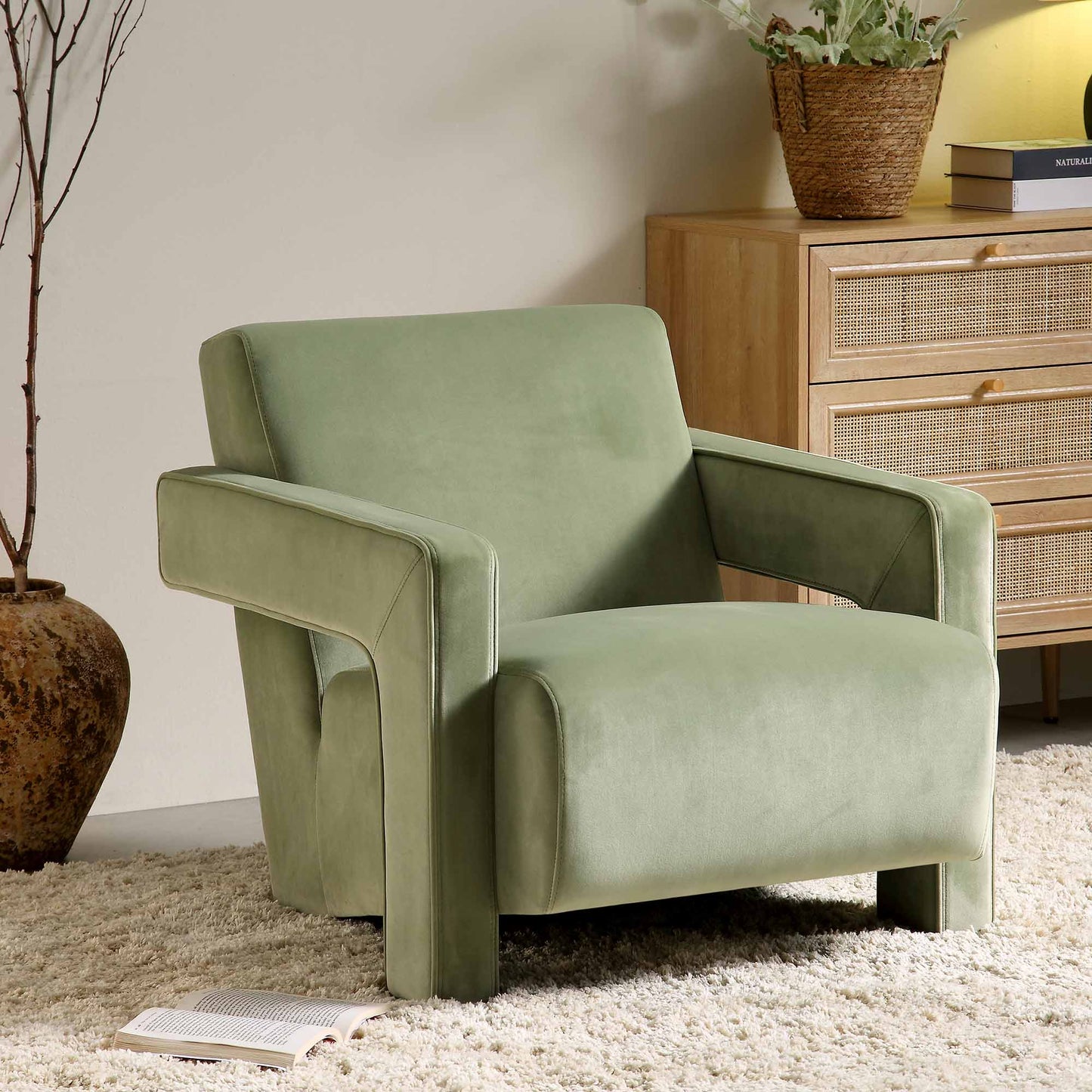 Fauteuil sculptural Brompton, velours lichen