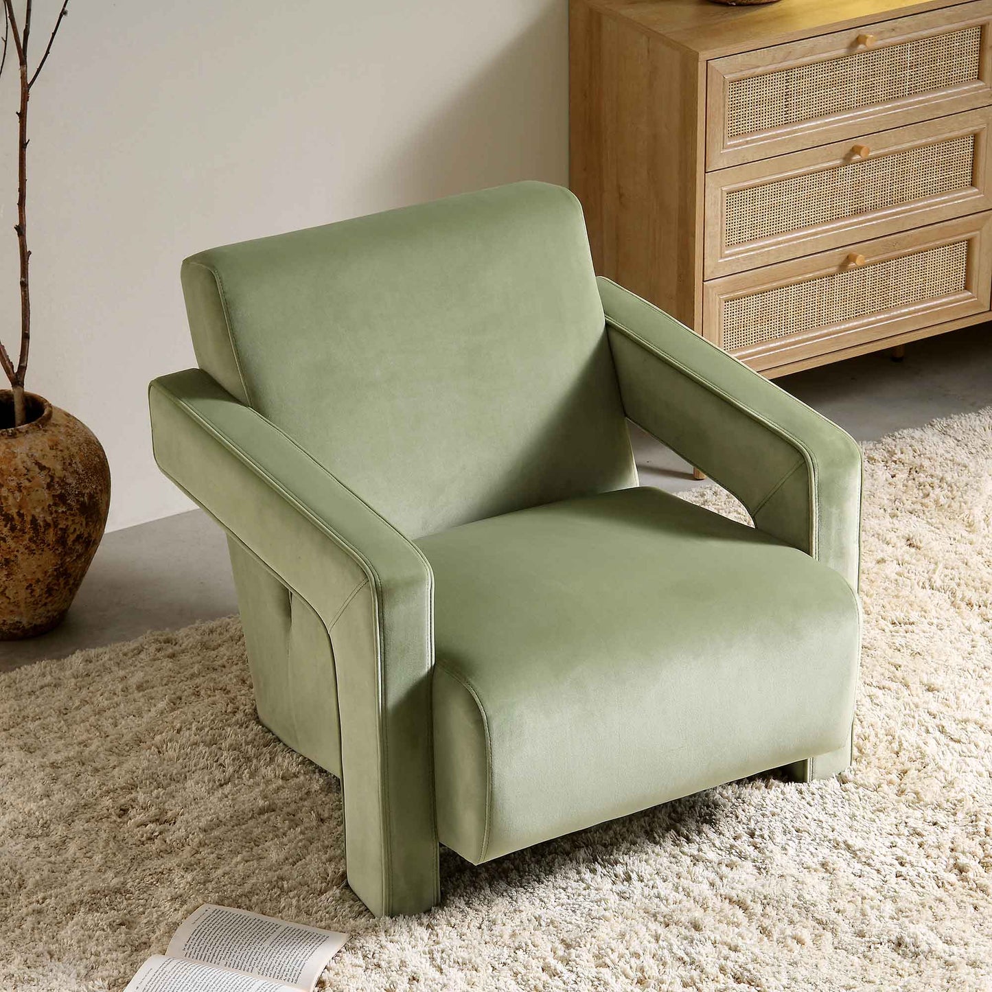 Fauteuil sculptural Brompton, velours lichen