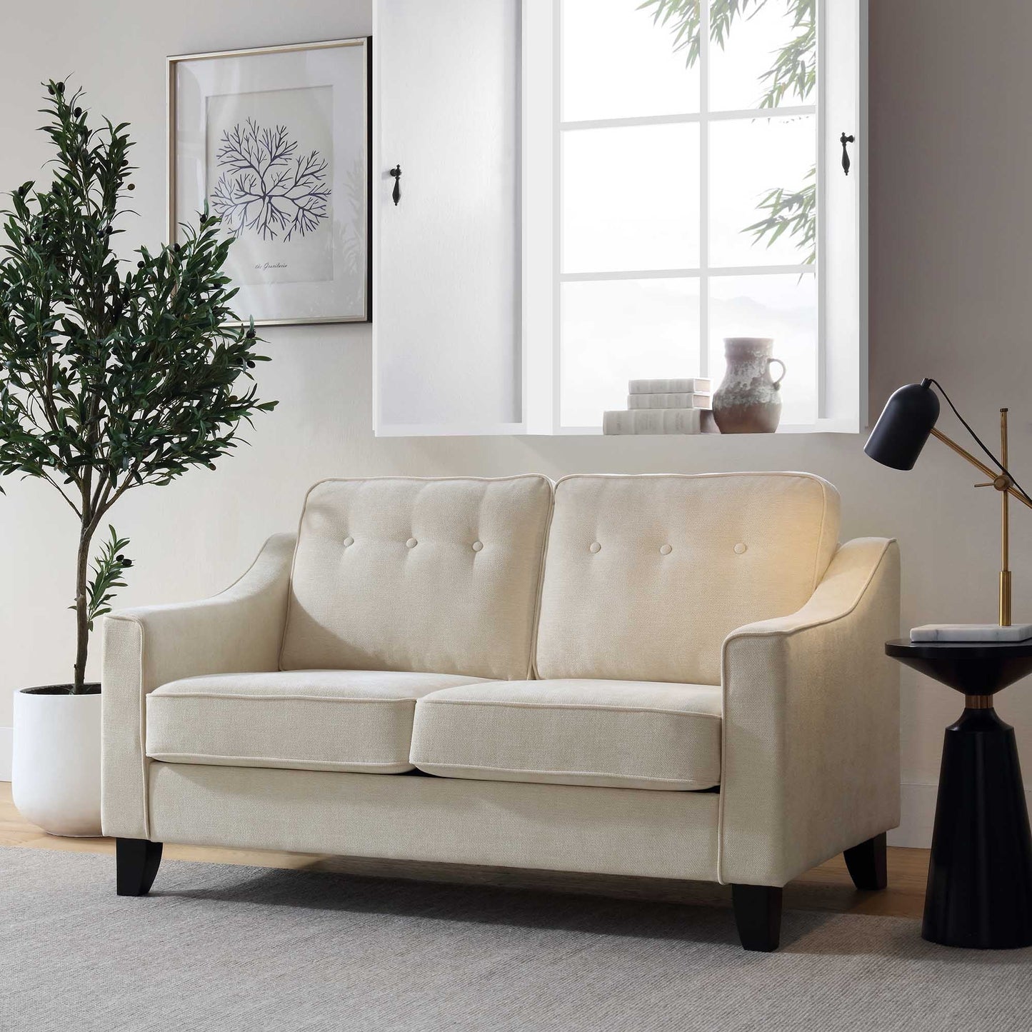 Canapé 2 places Harper en tissu tissé beige avec accoudoirs inclinés