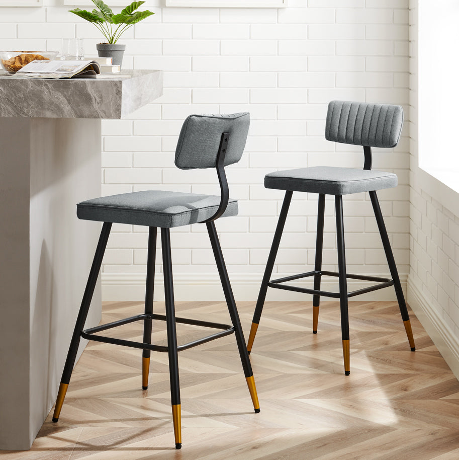 Ensemble de 2 tabourets de bar rembourrés en tissu gris clair Charlecote