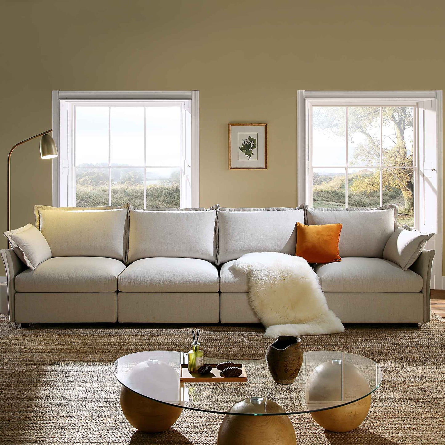 Canapé modulable Byron Pillow Edge en tissu beige, 4 places