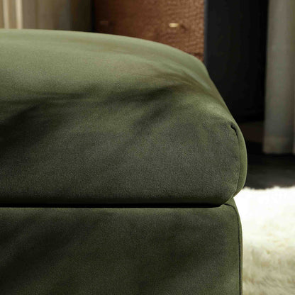 Pouf en velours vert mousse Byron