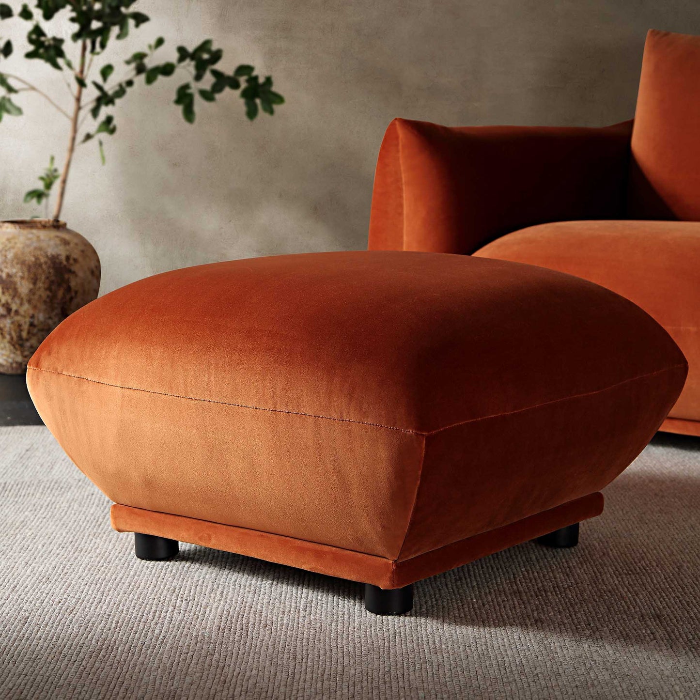 Pouf Gianni, velours rouille