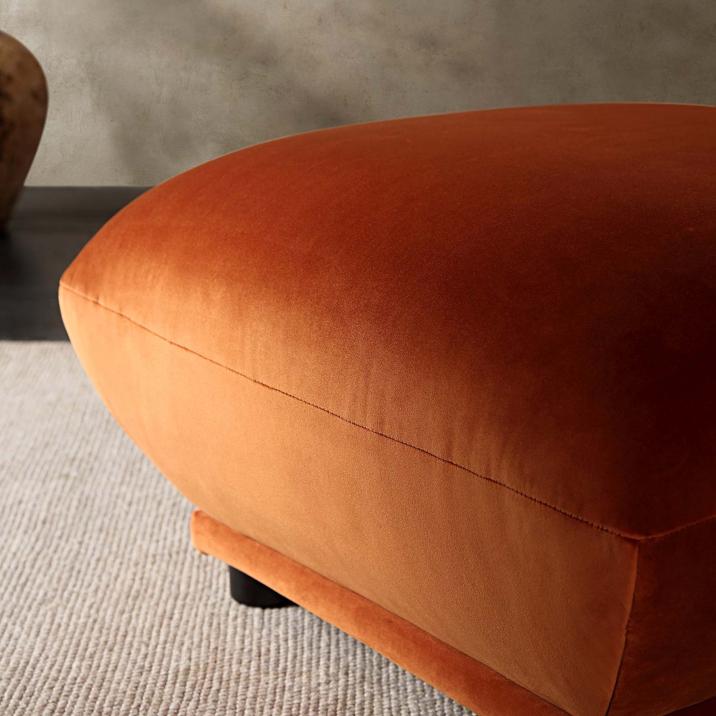 Pouf Gianni, velours rouille