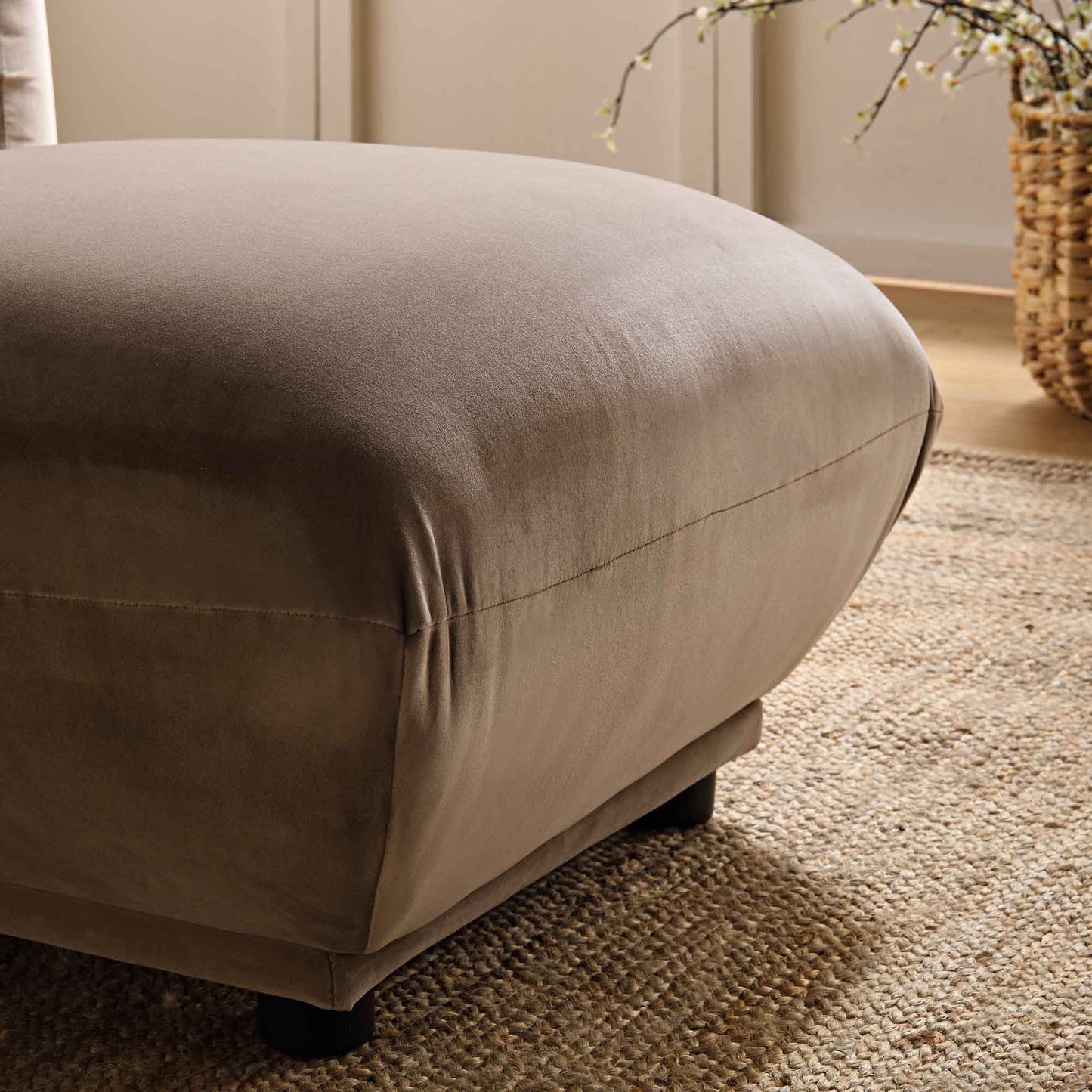 Pouf Gianni, velours de vison