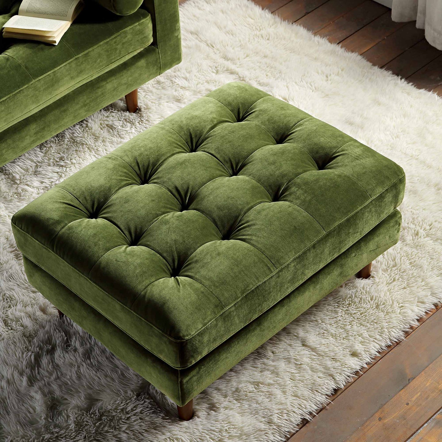 Pouf Henrietta, velours vert mousse