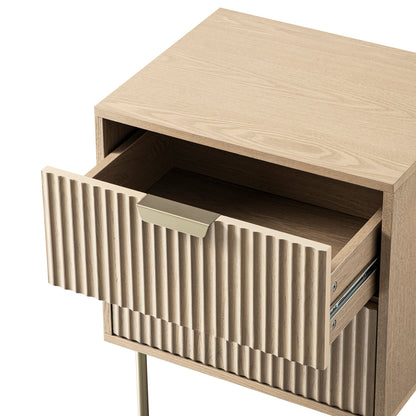 Table de chevet Richmond Ridged à 2 tiroirs, frêne clair