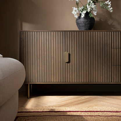 Grand buffet strié Richmond, frêne foncé