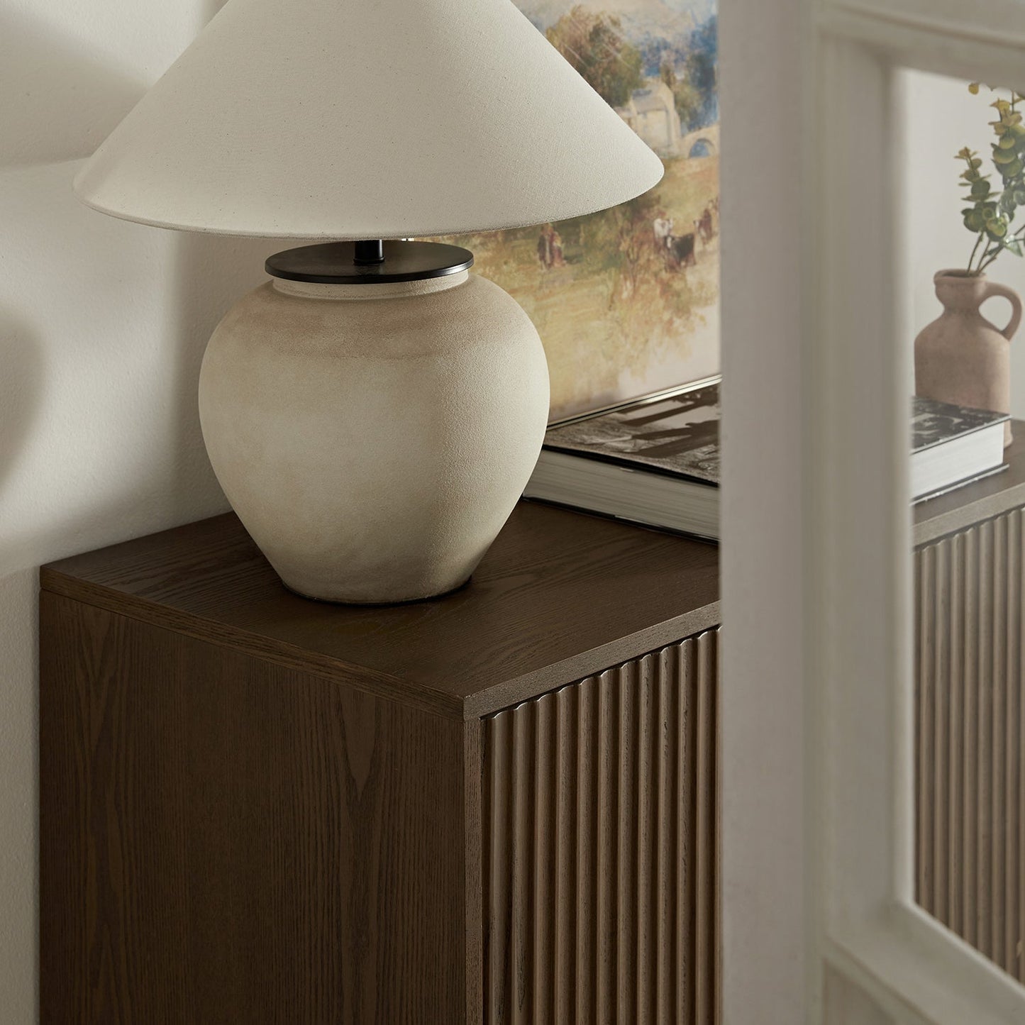 Meuble de rangement Richmond Ridged Highboard, frêne foncé