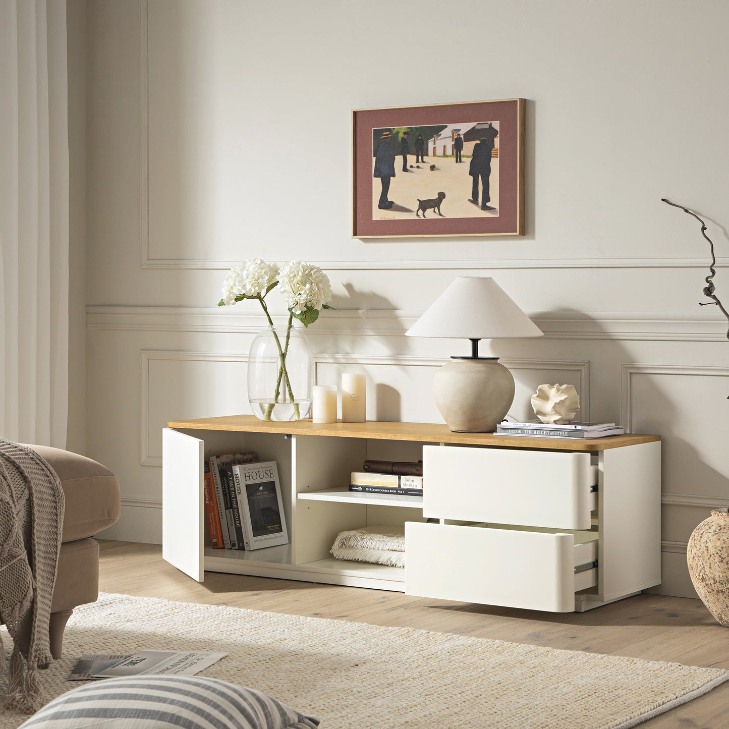 Meuble TV Agnes à bords incurvés, 150 cm de large, blanc