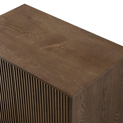 Armoire double striée Richmond avec tiroir, frêne foncé