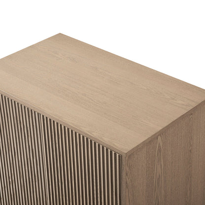 Armoire double striée Richmond avec tiroir, frêne clair