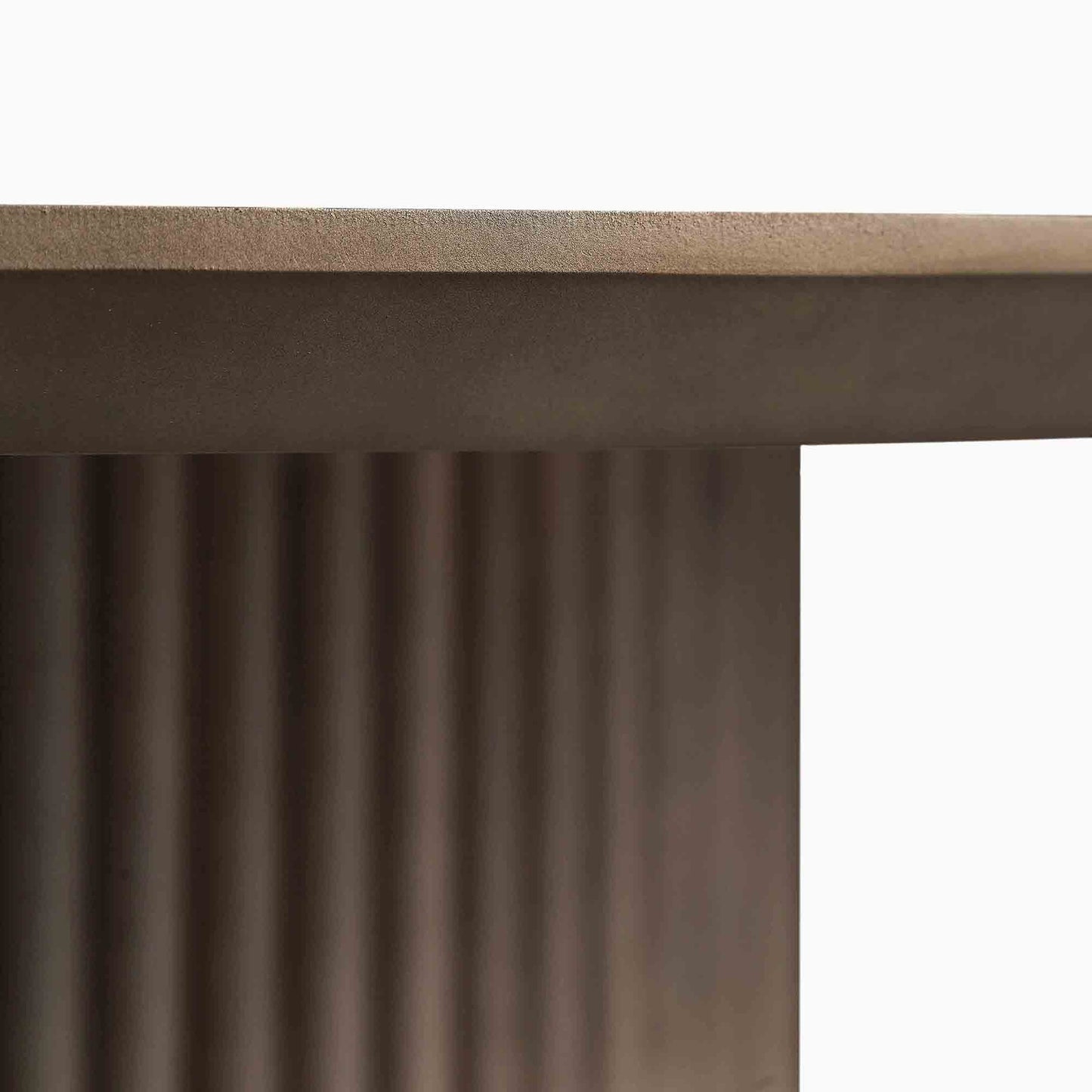 Table à manger ronde sur piédestal en chêne Maru, chêne argenté