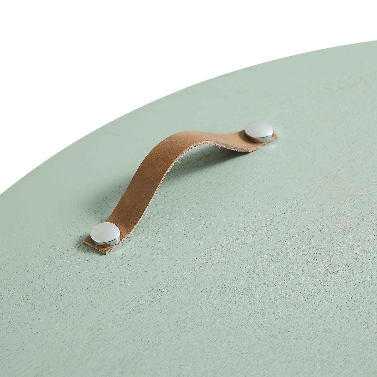 Table basse ronde en chêne Maru avec rangement, vert sauge