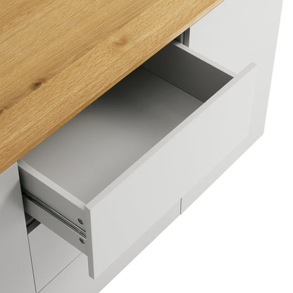 Buffet large Agnes à bords incurvés, 2 portes et 3 tiroirs, gris tourterelle avec plateau en chêne