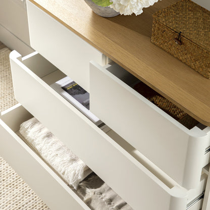 Commode 2 tiroirs sur 3 Agnes à bords incurvés, blanc cassé avec plateau en chêne