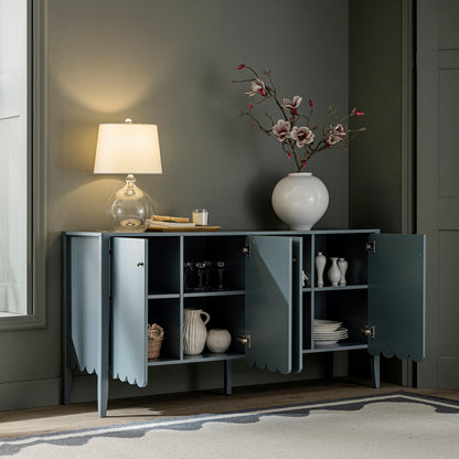 Buffet Henley à bords festonnés, 150 cm de large, épicéa bleu