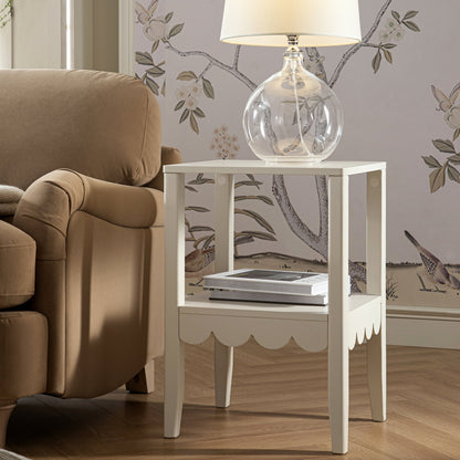 Table d'appoint à bords festonnés Henley, sable clair