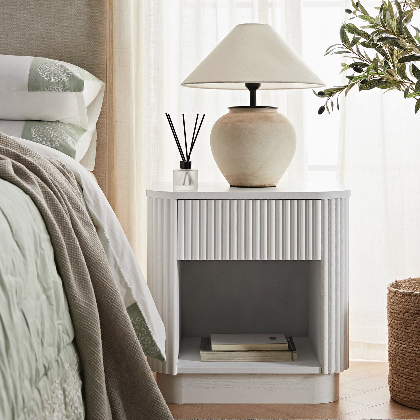 Table de chevet Maru à 1 tiroir, blanc délavé