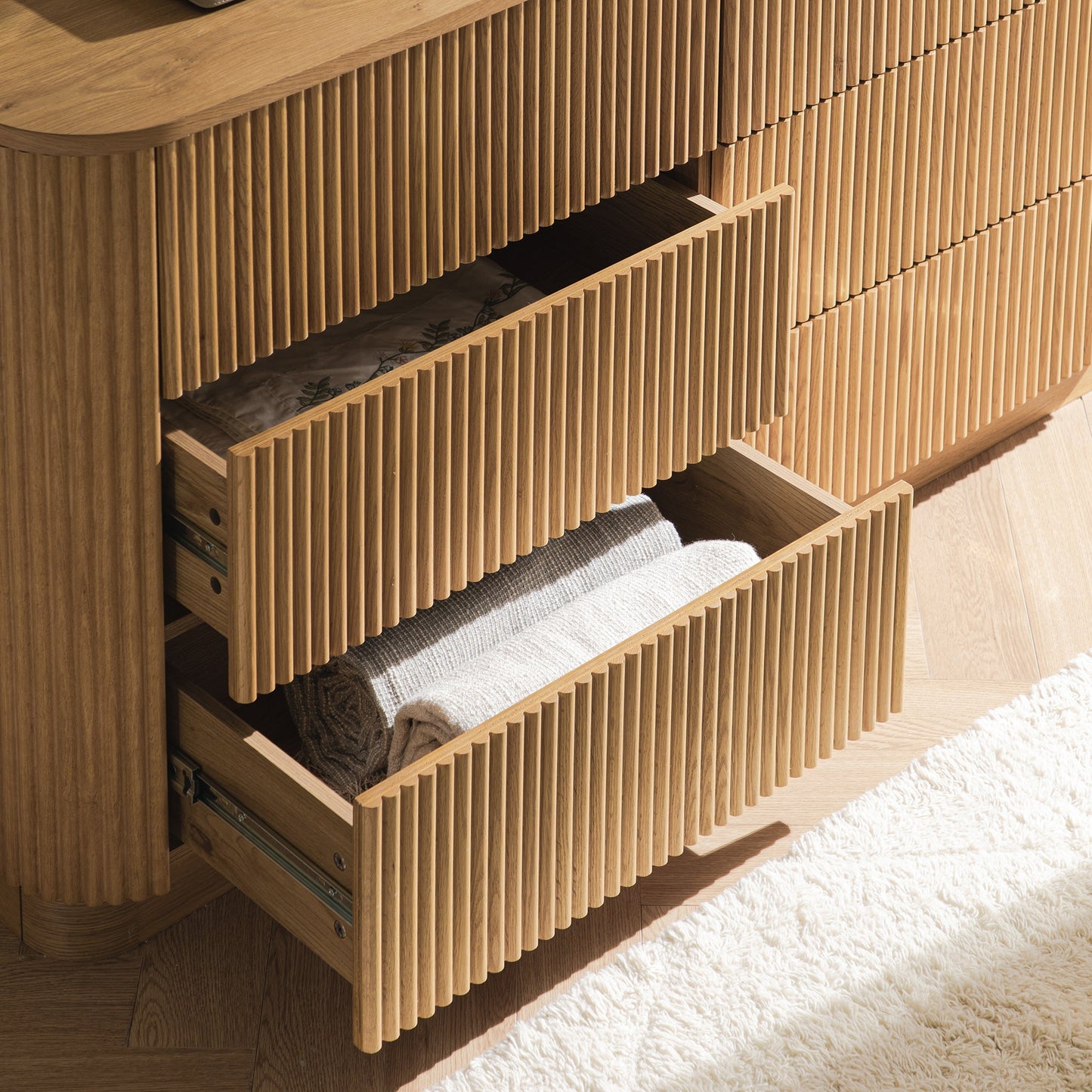 Commode Maru à 6 tiroirs, chêne