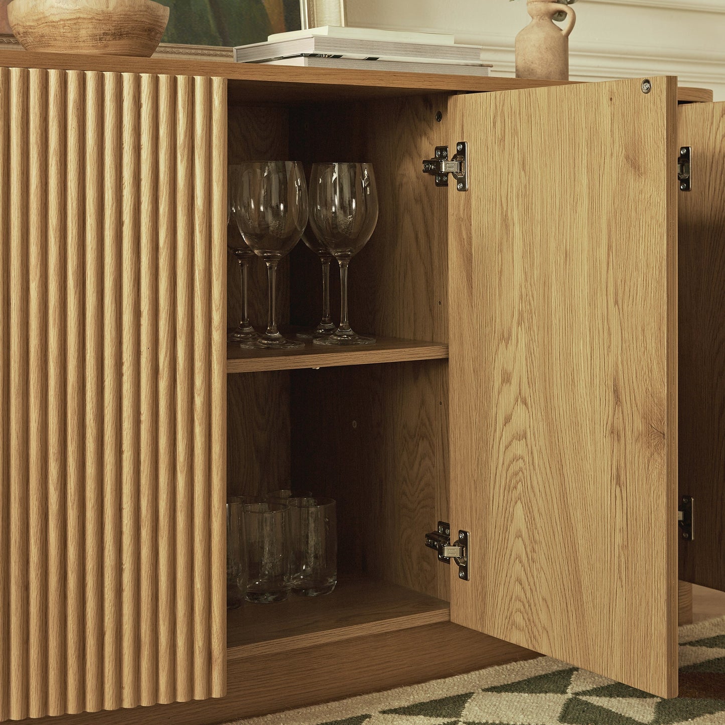 Grand buffet 4 portes Maru, chêne