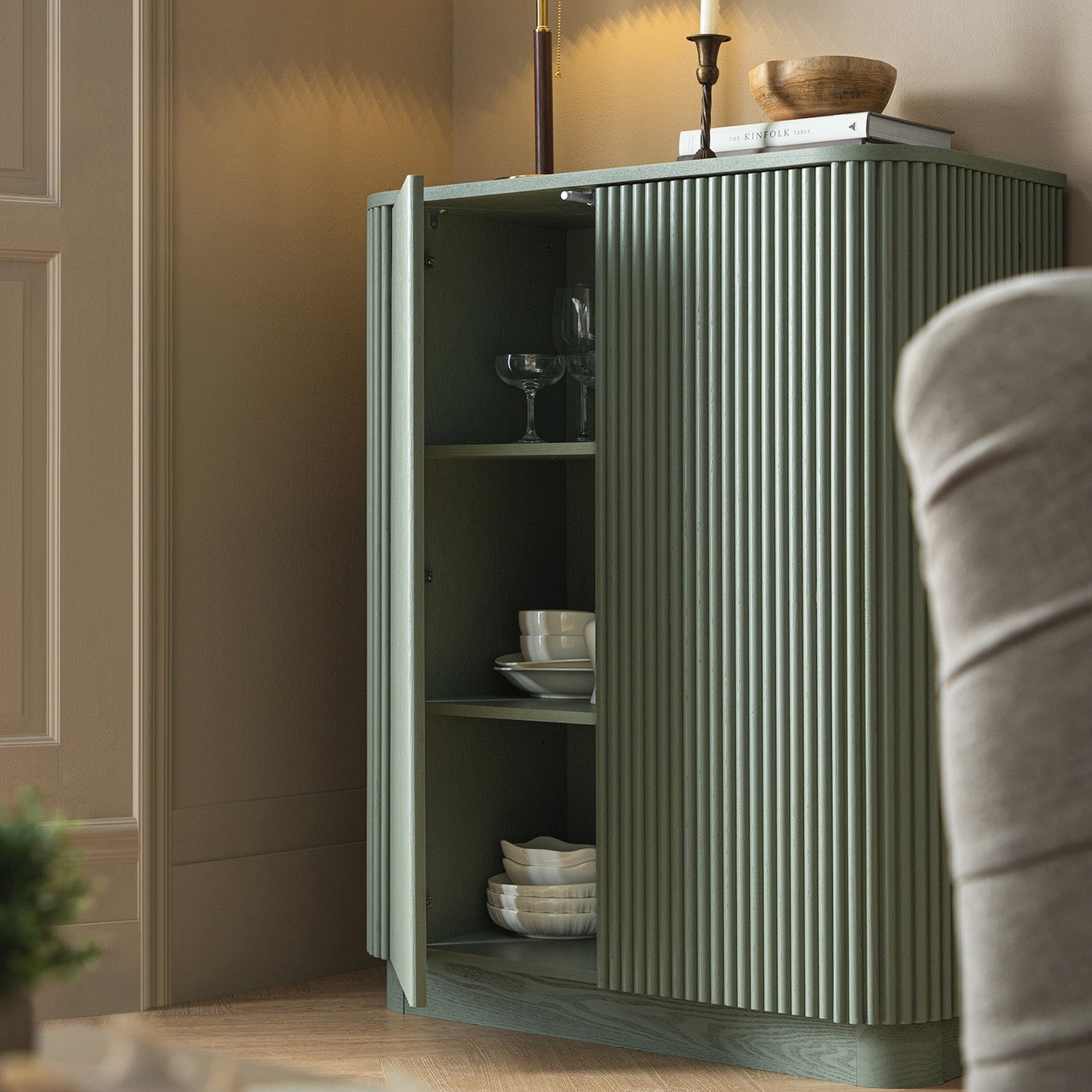 Armoire haute Maru, vert sauge