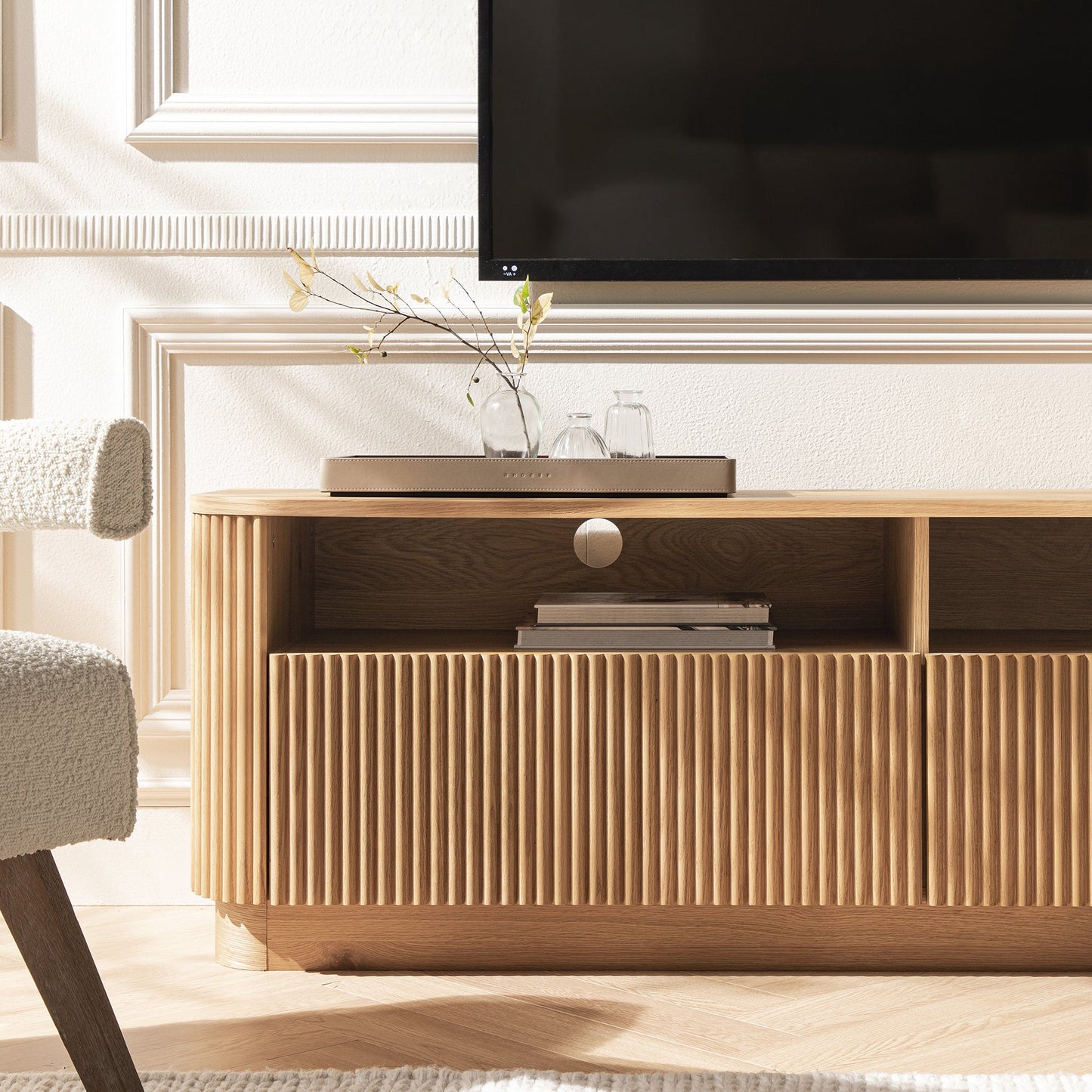 Meuble TV Maru 162 cm avec tiroirs, chêne