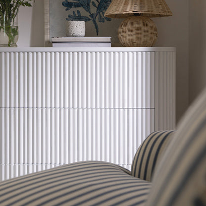 Commode 3 tiroirs Maru, blanc délavé