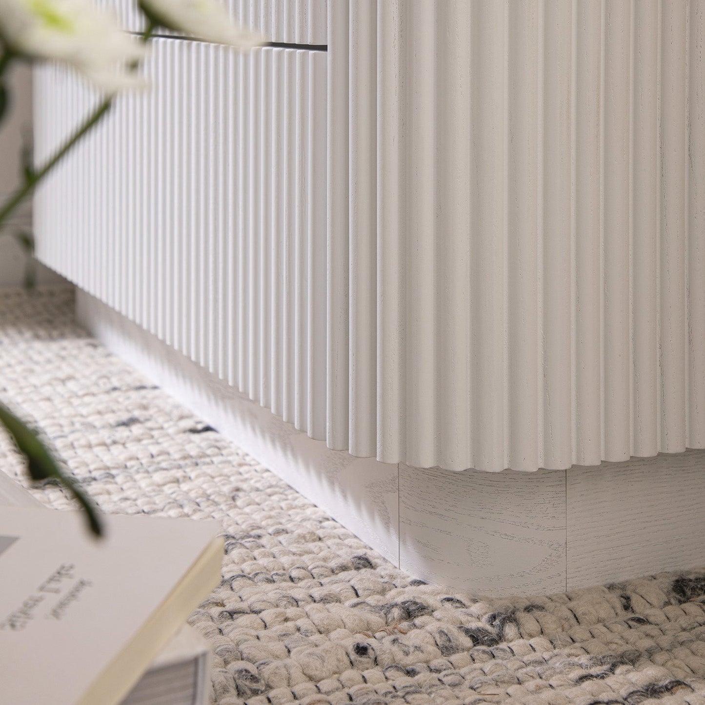 Commode 3 tiroirs Maru, blanc délavé