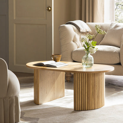 Table basse ovale Maru, chêne