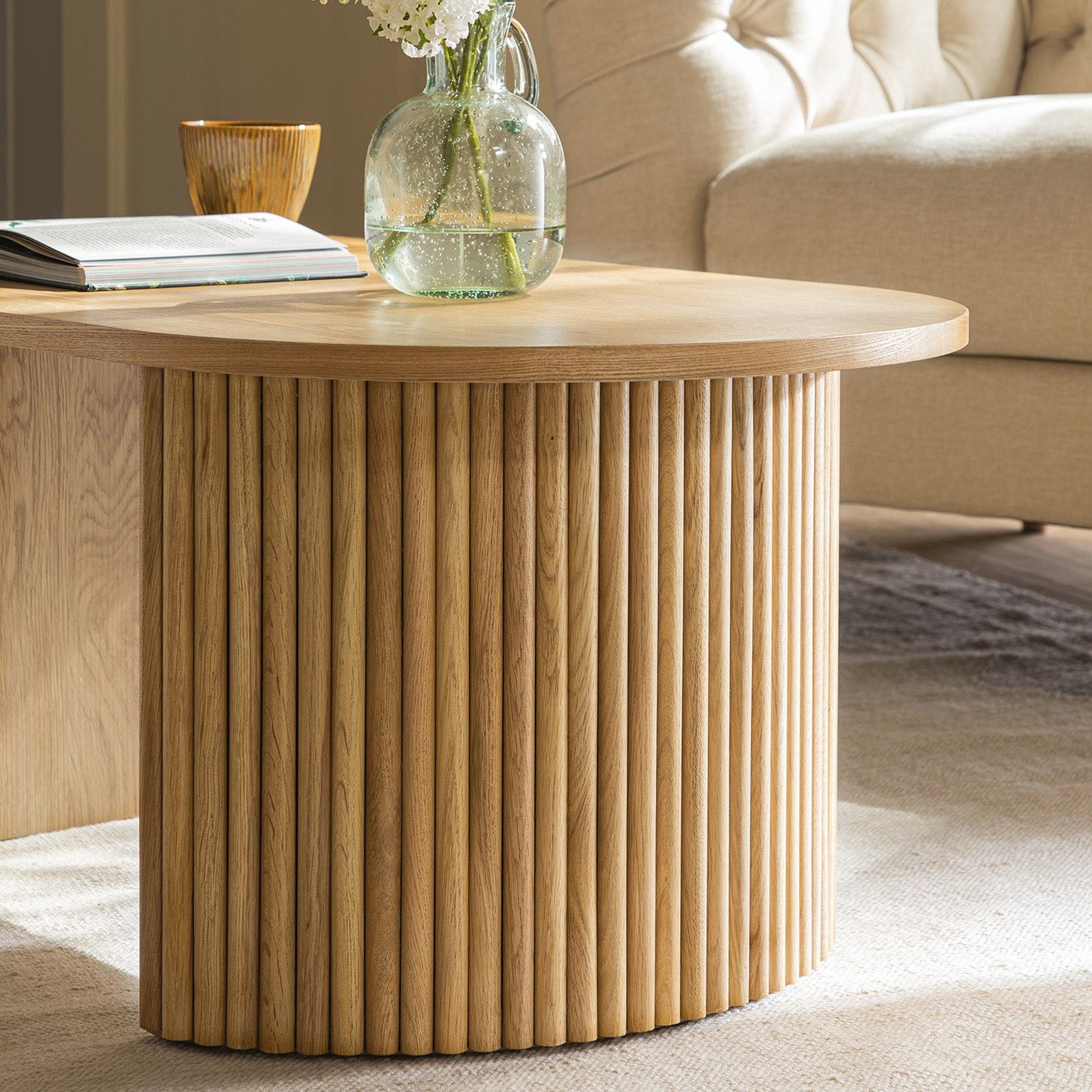 Table basse ovale Maru, chêne