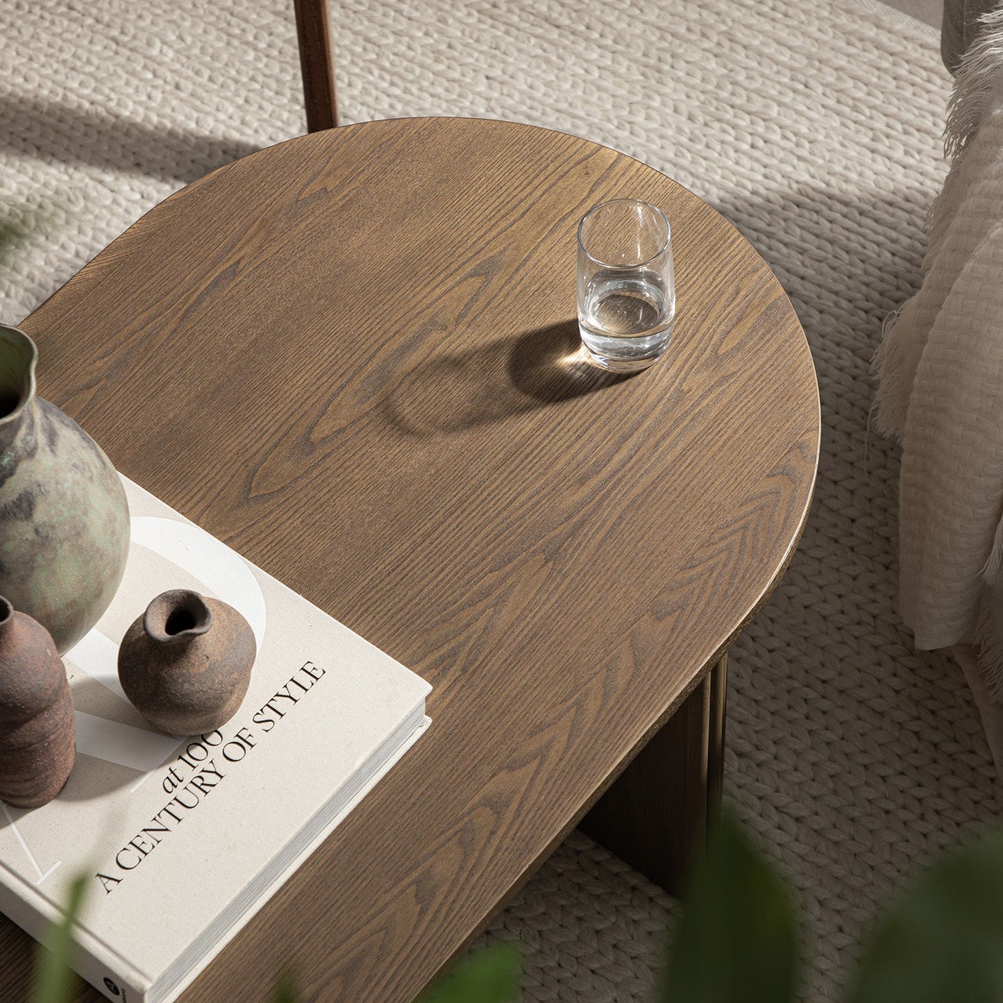 Table basse ovale Maru, chêne argenté