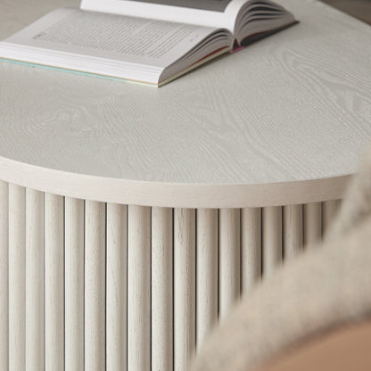 Table basse ovale Maru, blanc délavé