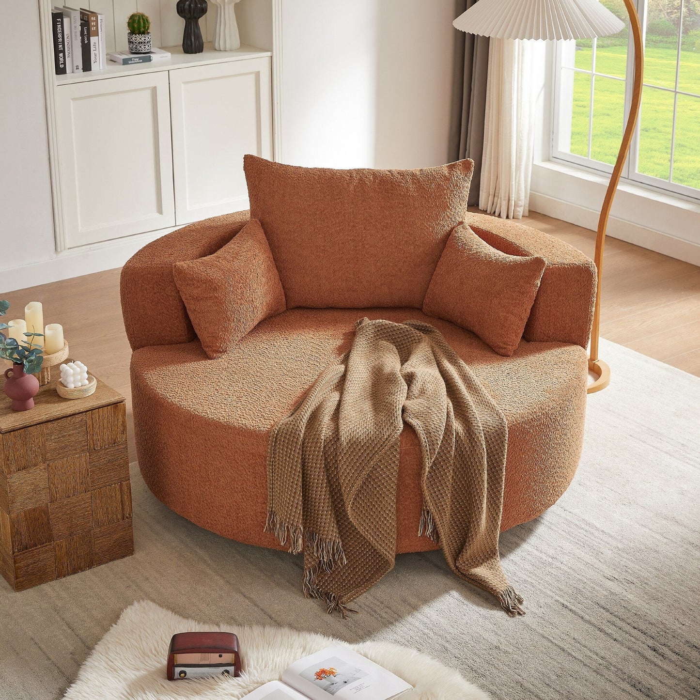 Fauteuil lounge rond en chenille, avec accoudoirs et base pivotante à 360° et 3 coussins amovibles