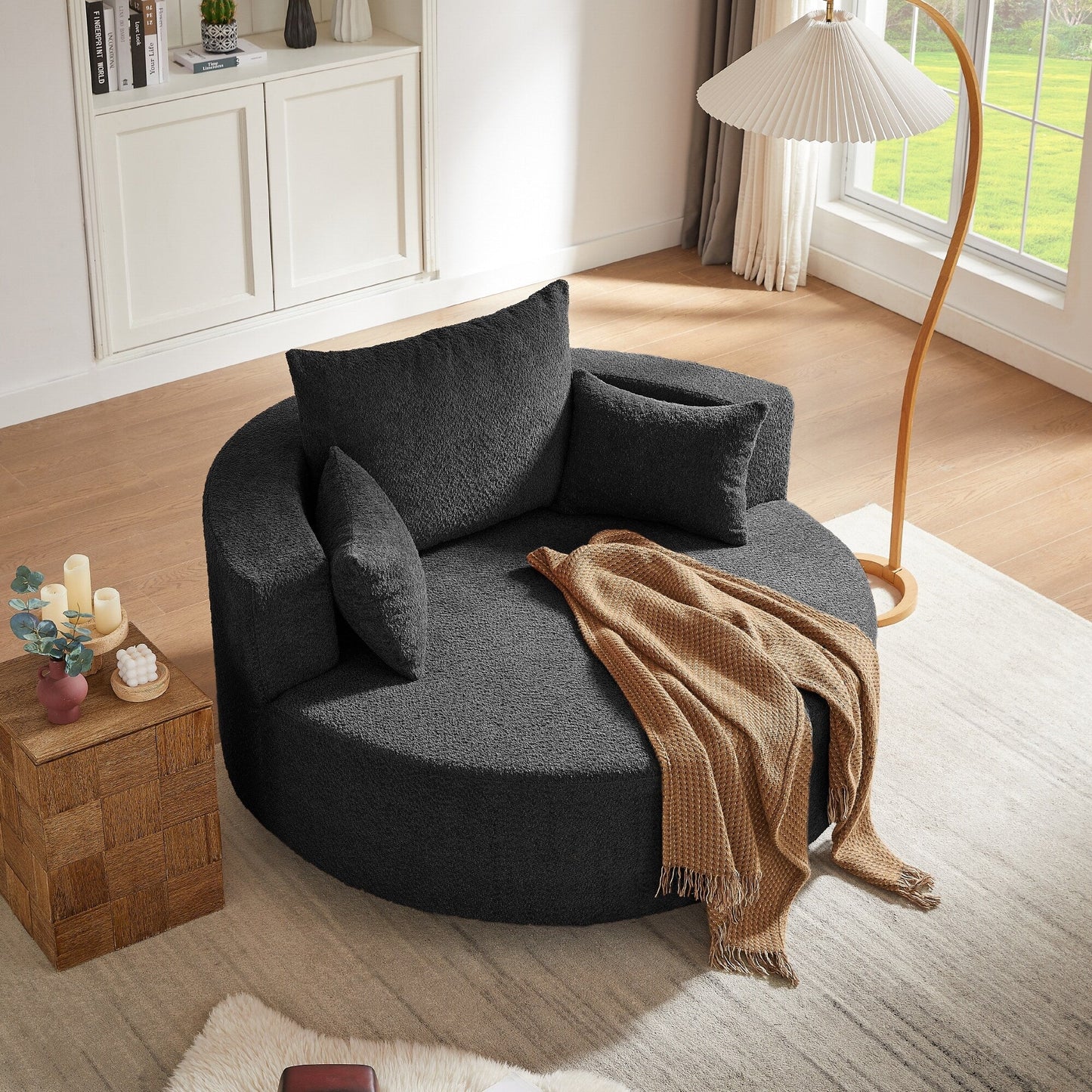 Fauteuil lounge rond en chenille, avec accoudoirs et base pivotante à 360° et 3 coussins amovibles