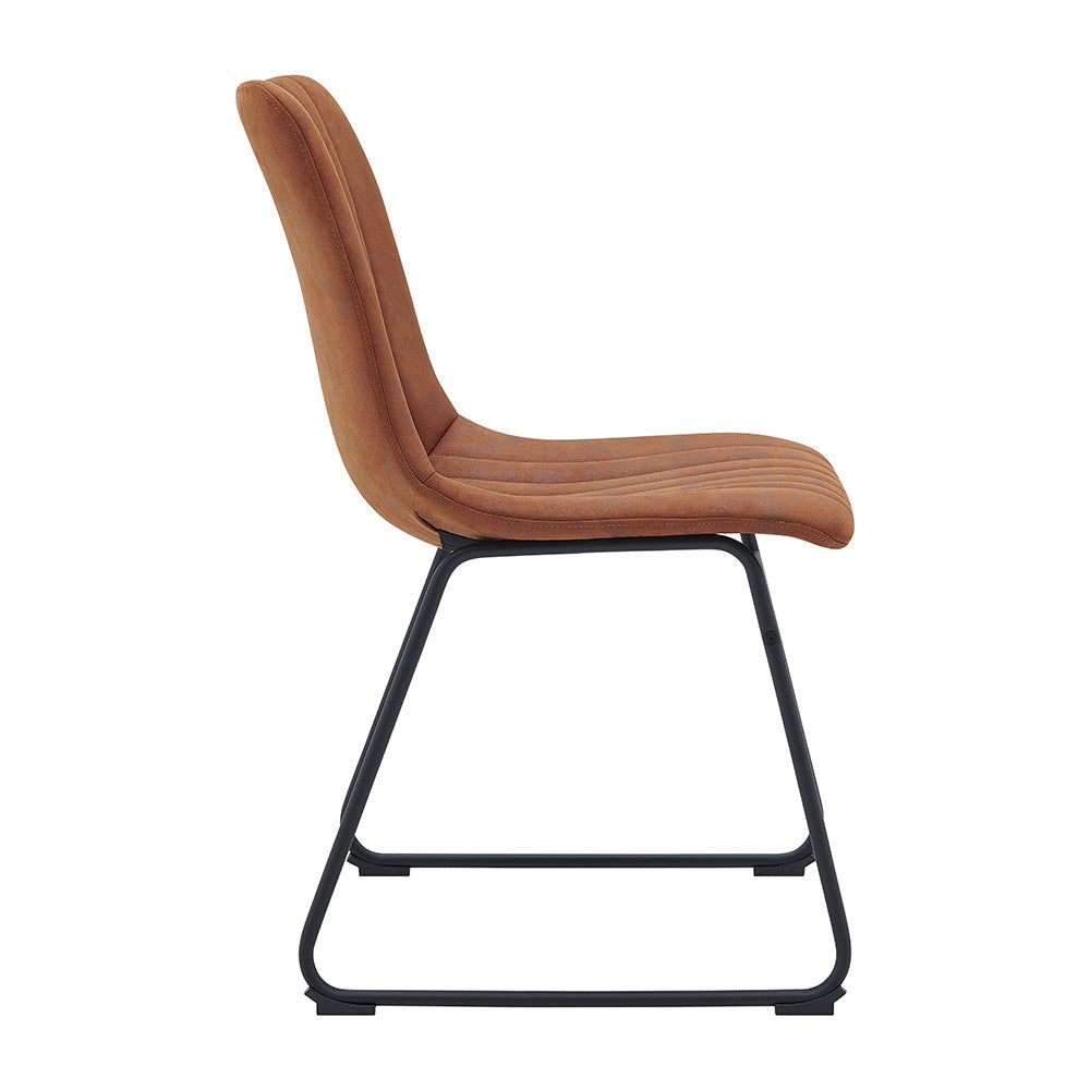 Ensemble de 2 chaises de salle à manger cannelées en cuir vegan Sutton avec structure en métal (marron cognac)