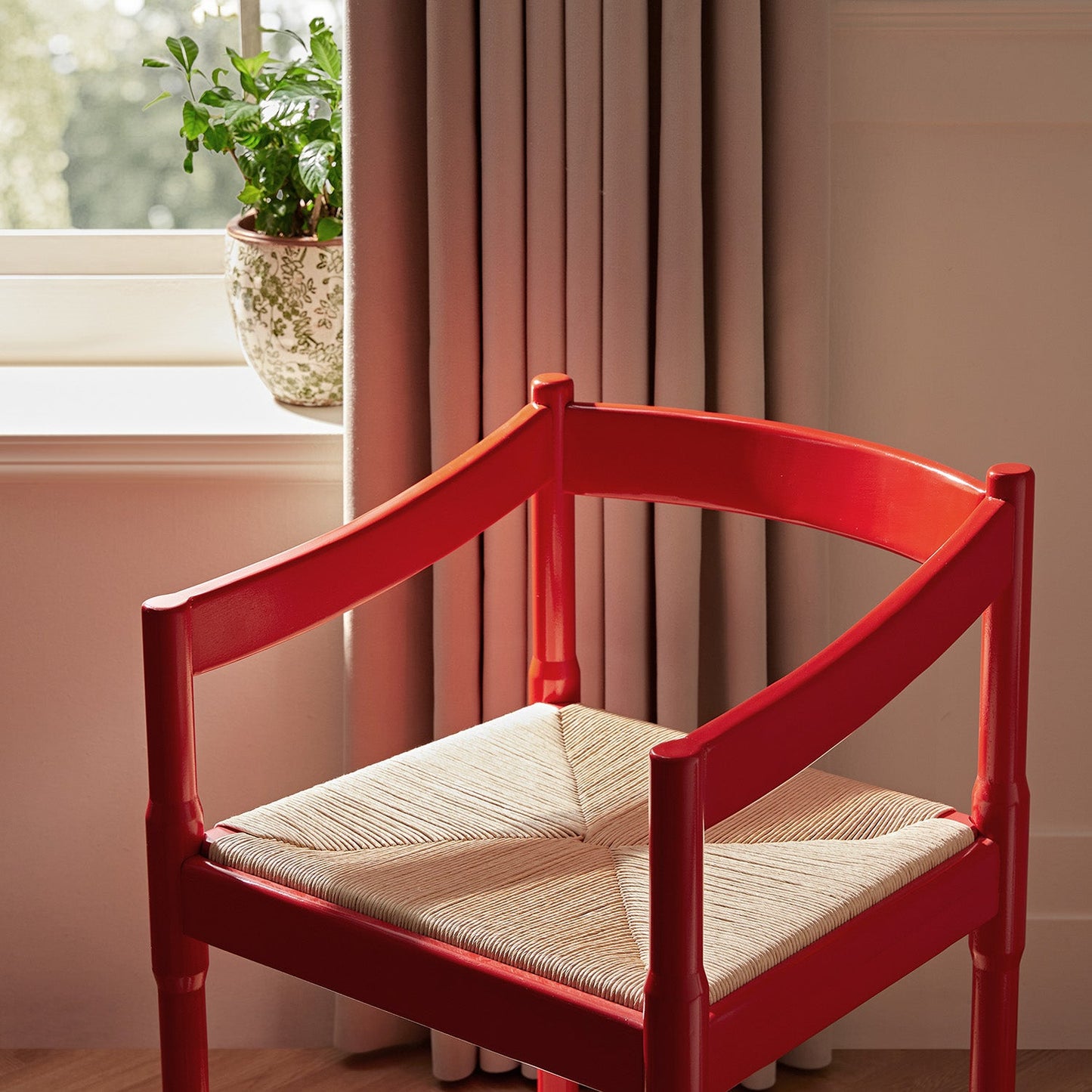 Chaise Carver 2 en 1 Minley, rouge brillant
