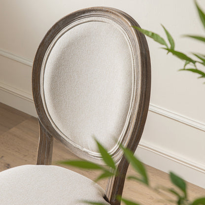 Ensemble de 2 chaises de salle à manger classiques en chêne patiné Lainston, tissu brossé avoine