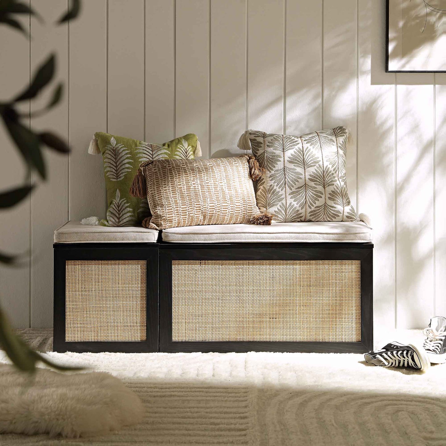 Ensemble de tabourets de rangement triples en rotin tressé Frances avec coussin, noir