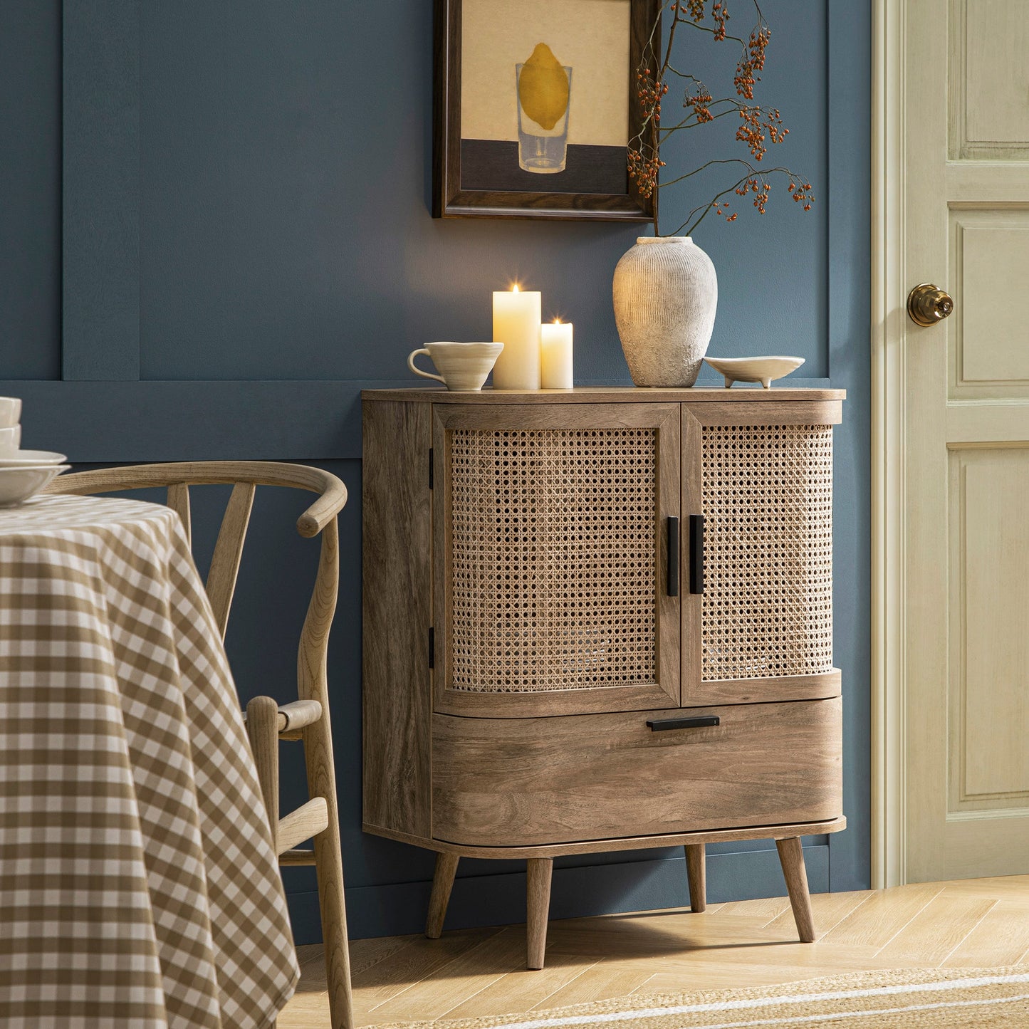 Petit buffet Izzy en rotin courbé à 1 tiroir, naturel