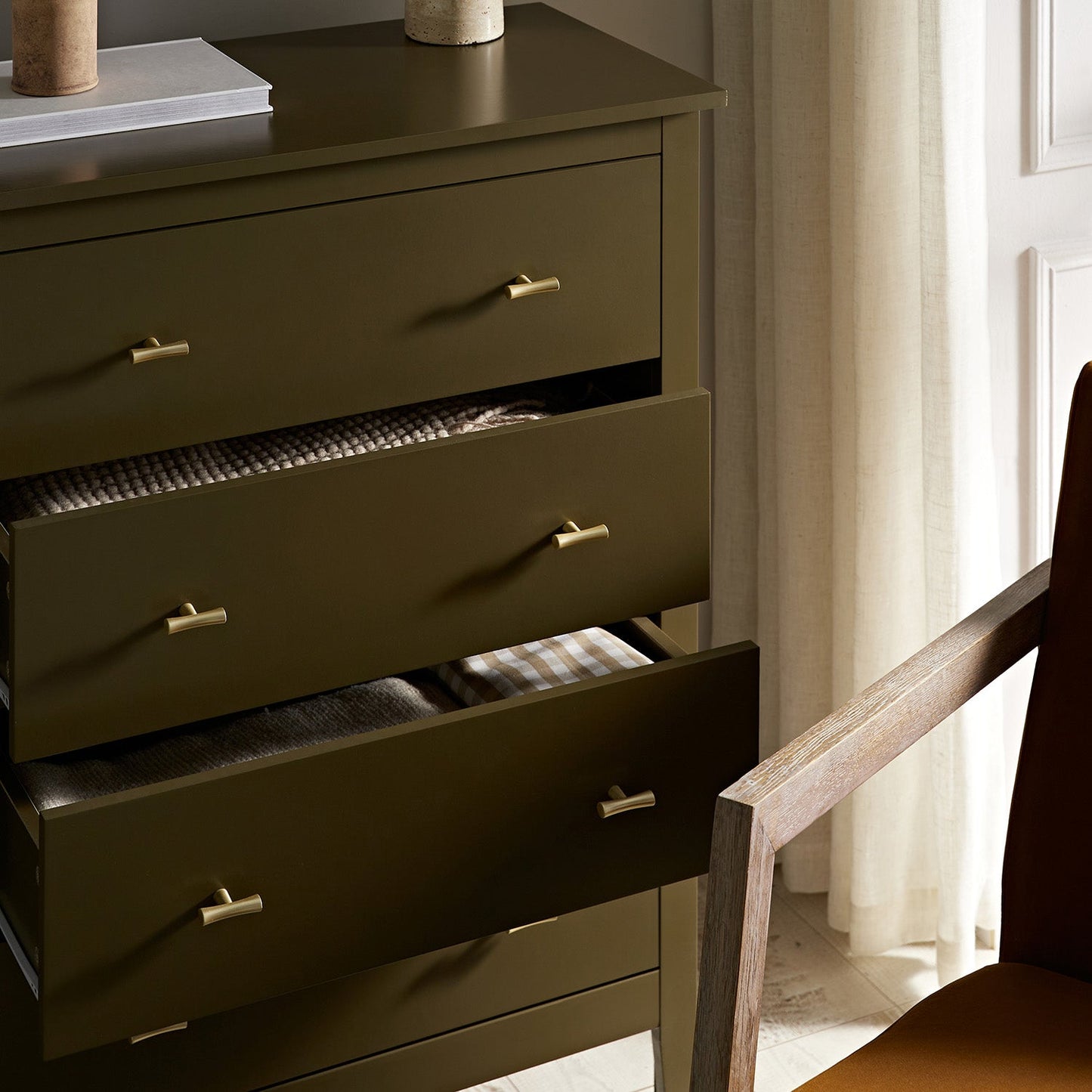 Commode 4 tiroirs Oakham, Olive Grove