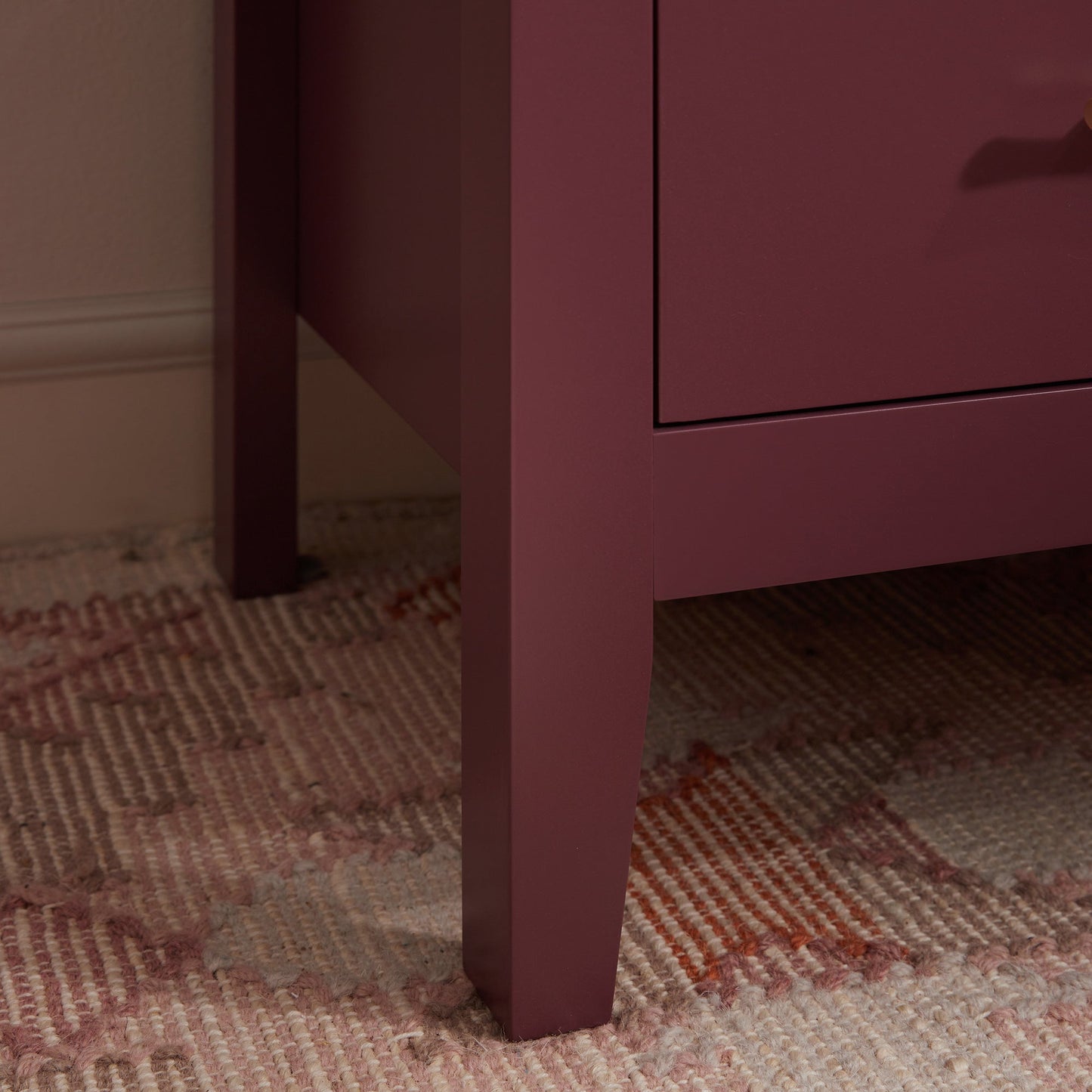 Commode à 4 tiroirs Oakham, cerisier sauvage