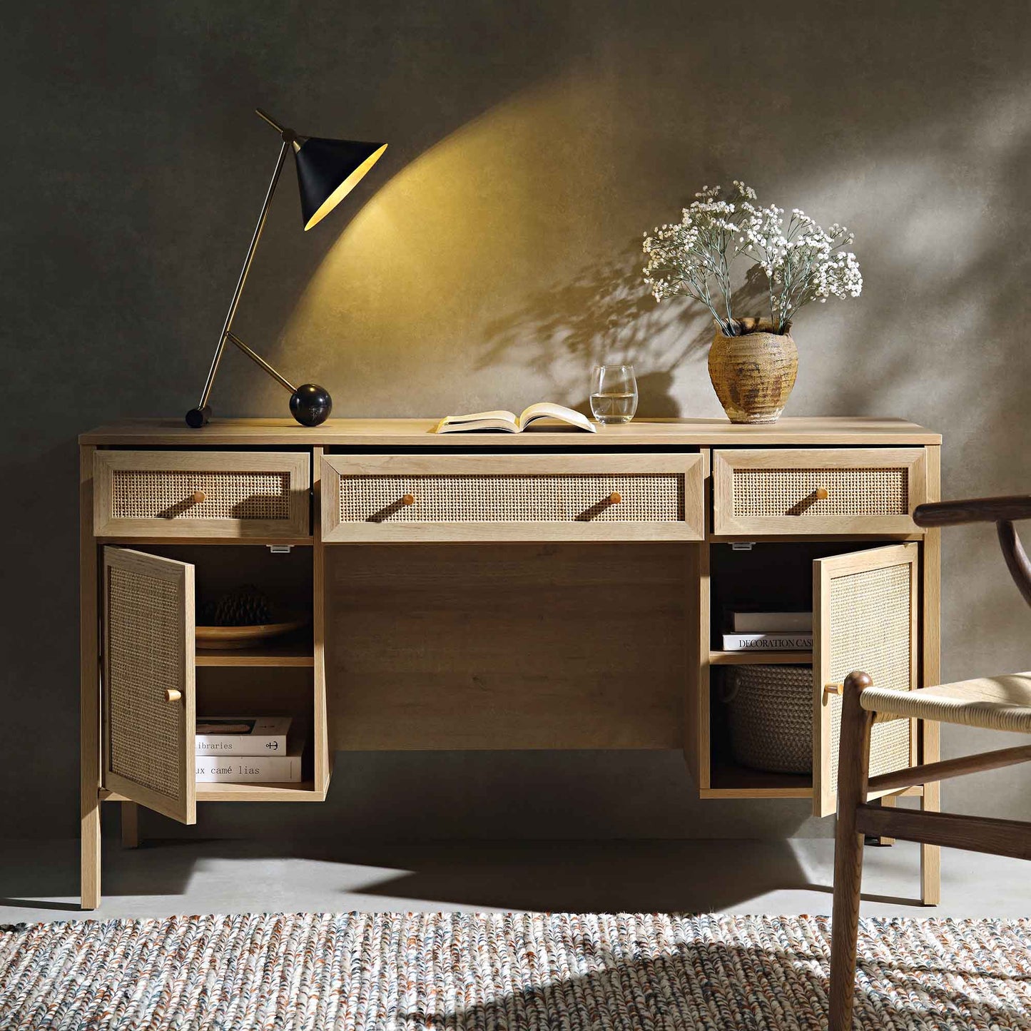 Bureau 3 tiroirs en rotin tressé Frances, naturel